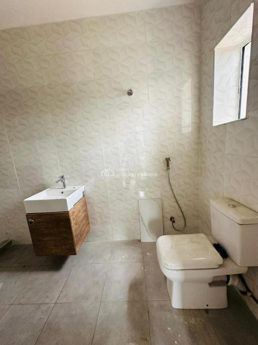Spaciously Built 4 Bedroom Terraced Duplex with Bq in a Good Location, Adeniyi Jones, Ikeja, Lagos, Terraced Duplex for Sale