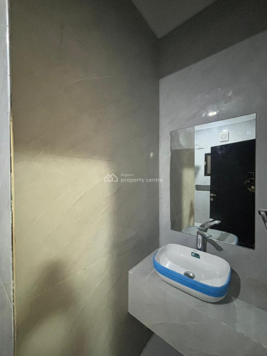 3 Bedroom Apartment with Bq, Lekki Phase 1, Lekki, Lagos, Flat / Apartment for Rent