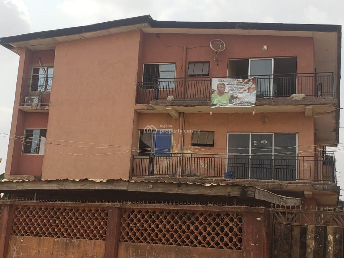 High Income Block of 6 Flats with Registered Survey, Off Ijegun - Ikotun Road, Ikotun, Lagos, Block of Flats for Sale