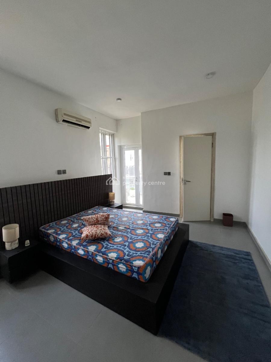 2 Bedroom Apartment, Ilasan, Lekki, Lagos, Flat / Apartment for Sale