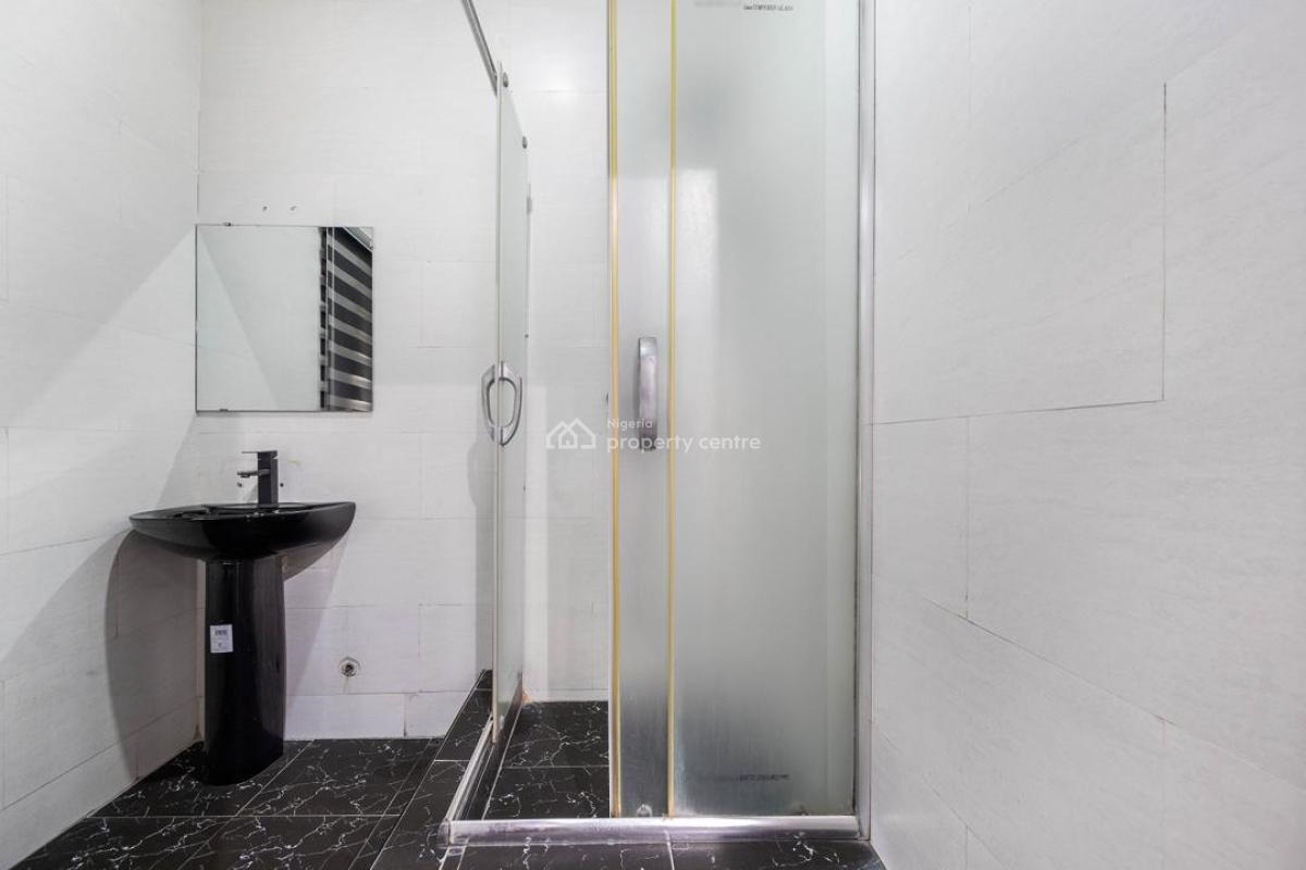 Luxury 3bedroom Apartment with Swimming Pool, Lekki Phase 1, Lekki, Lagos, Flat / Apartment Short Let