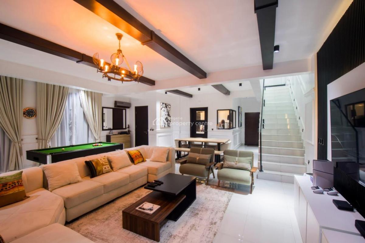 Sophisticated 3 Bedroom Maisonette with Bq, Richmond Pearl Estate, Lekki Phase 1, Lekki, Lagos, Flat / Apartment for Rent
