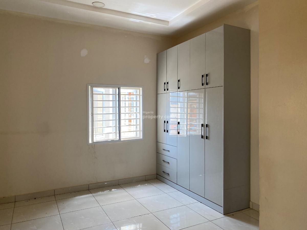 Serviced with Acs and Central Generator Two Bedrooms Flat, Katampe (main), Katampe, Abuja, Flat / Apartment for Rent