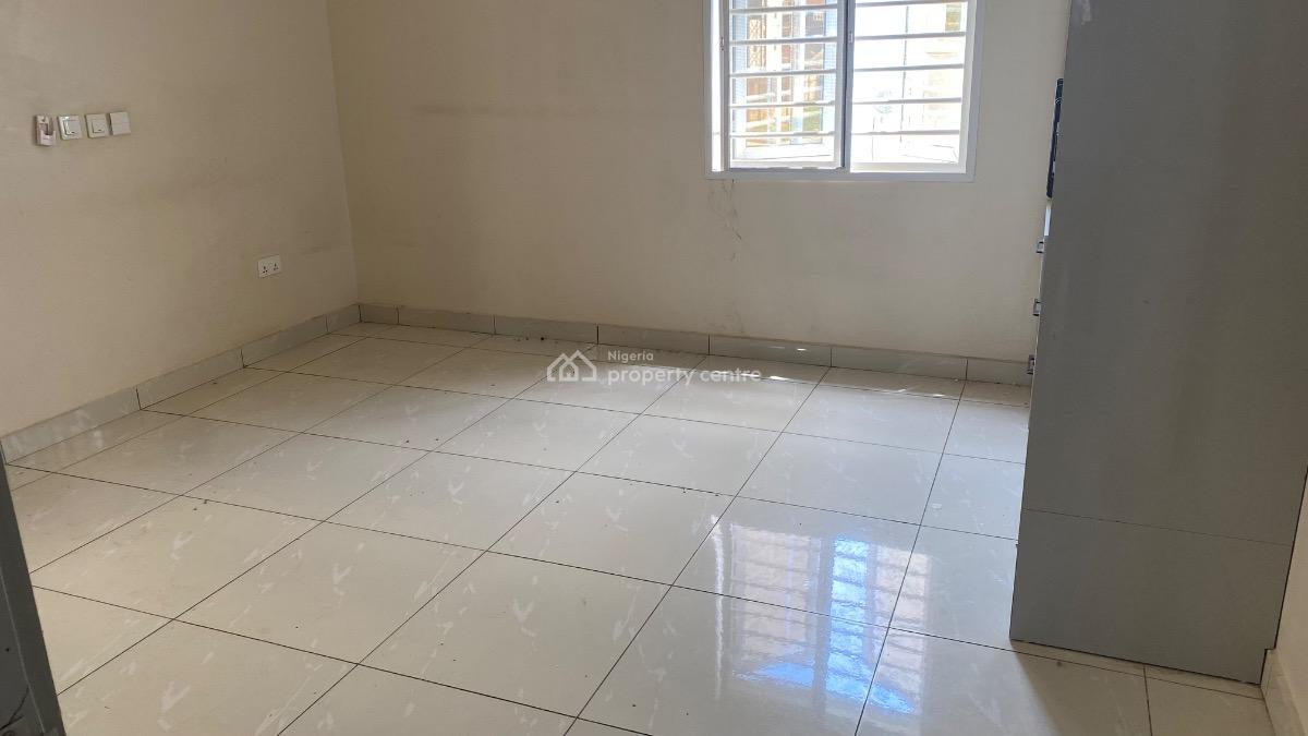 Serviced with Acs and Central Generator Two Bedrooms Flat, Katampe (main), Katampe, Abuja, Flat / Apartment for Rent