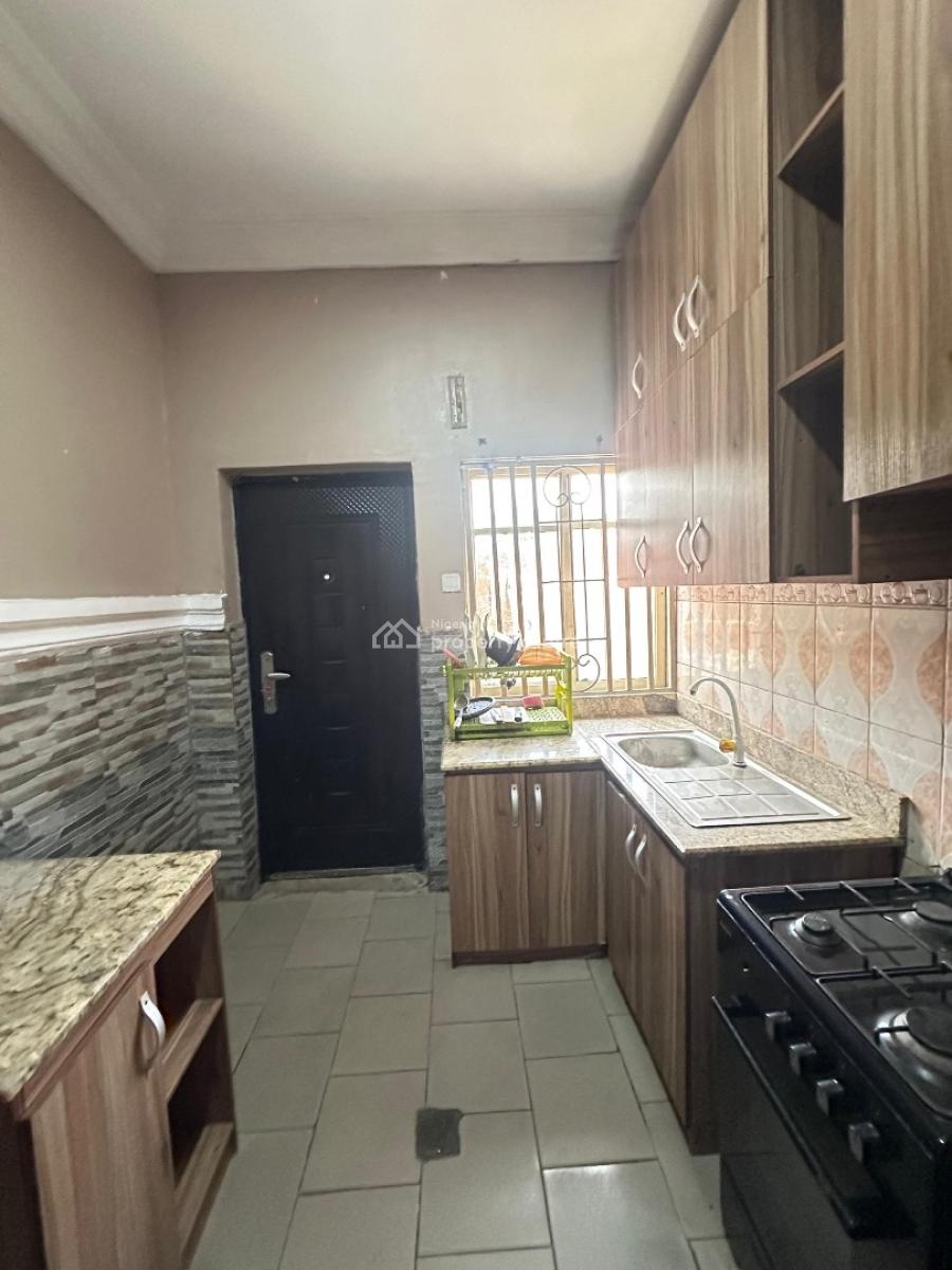 1&2bedroom  Maisonette in General Paint ,ajah, General Paint ,ajah ,lagos , Nigeria, Ajah, Lagos, Flat / Apartment Short Let