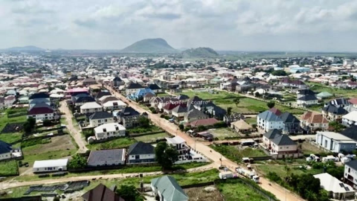 3,081sqm at The Highly Competitive Location of, Guzape District, Abuja, Land for Sale