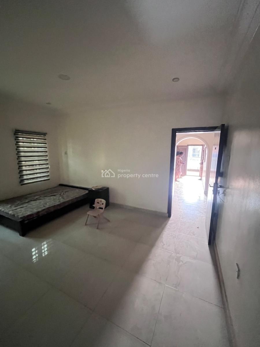 Spacious 4 Bedroom Duplex with Ample Parking Space, Makogi, Magboro, Ogun, Semi-detached Duplex for Rent