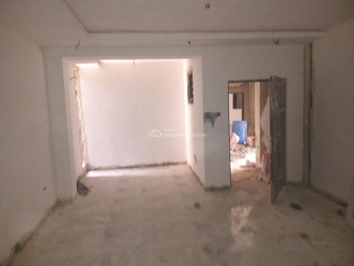 Luxury 2 Bedroom Plus Self Contain Bq, Gym, Adequate Parking, Off Freedom Way, Lekki Phase 1, Lekki, Lagos, Flat / Apartment for Sale
