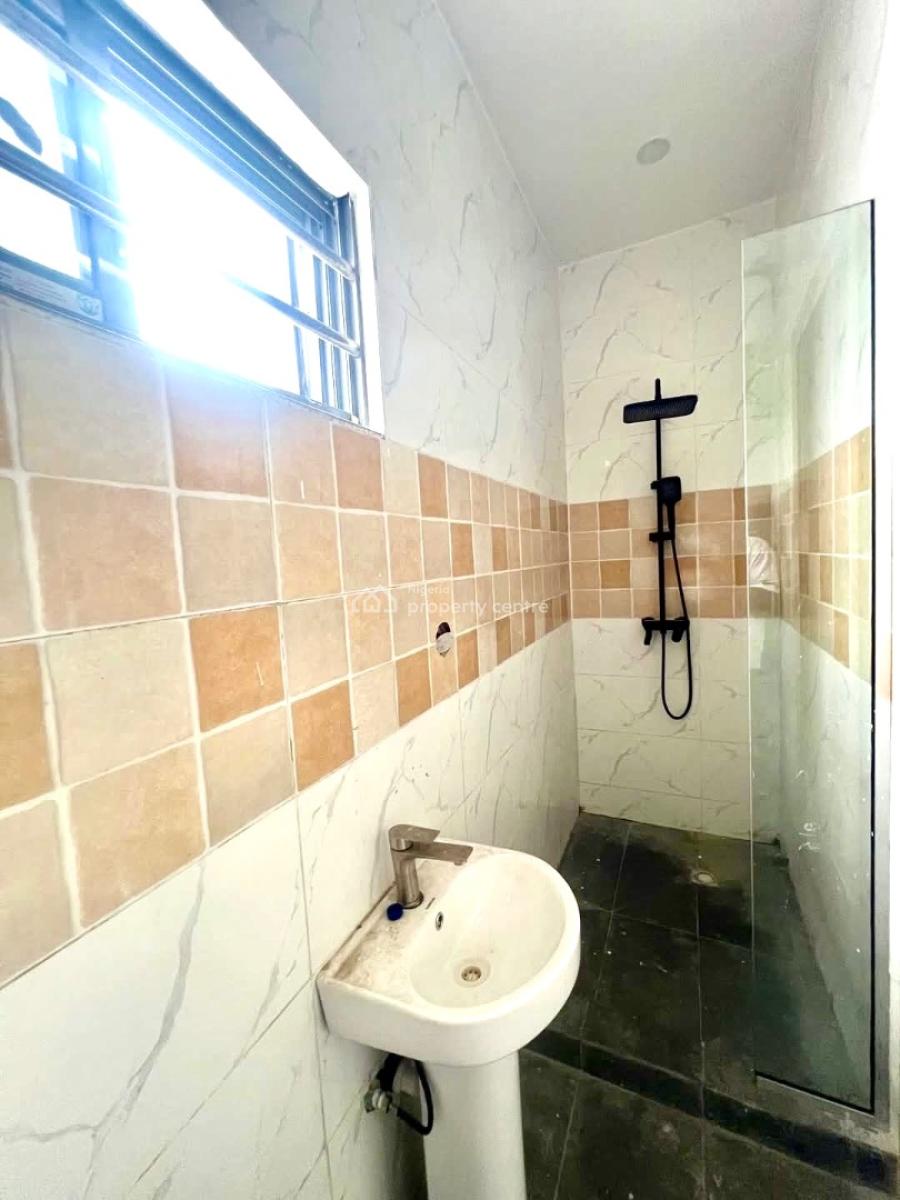 Serviced 2 Bedroom Apartment, Ologolo, Lekki, Lagos, Flat / Apartment for Rent