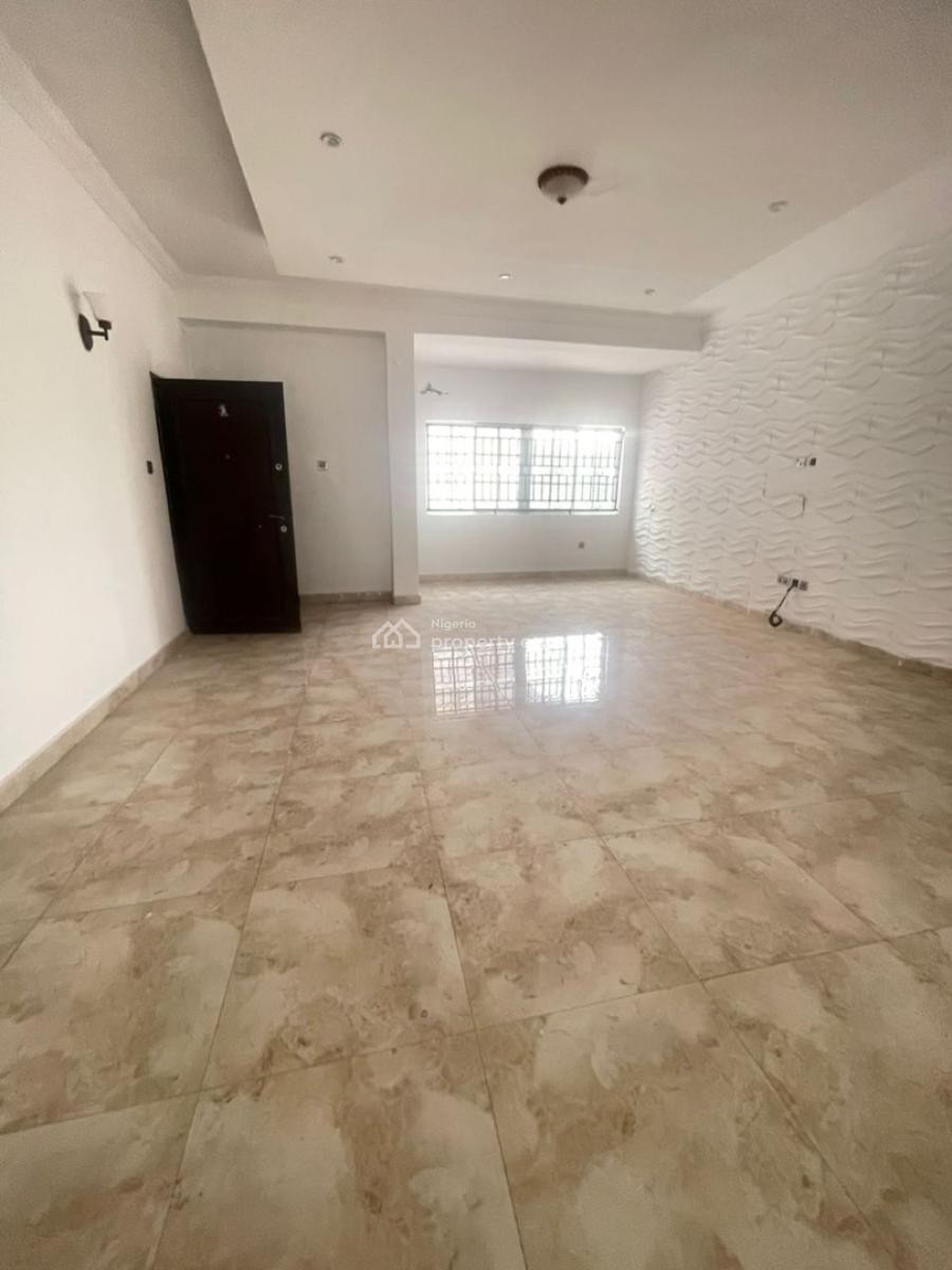3bedroom Flat with Swimming Pool and a Massive Bq, Lekki Phase 1, Lekki, Lagos, Flat / Apartment for Rent