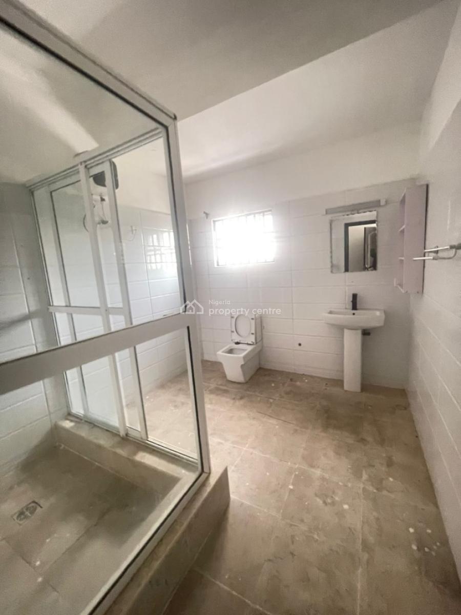 3bedroom Flat with Swimming Pool and a Massive Bq, Lekki Phase 1, Lekki, Lagos, Flat / Apartment for Rent