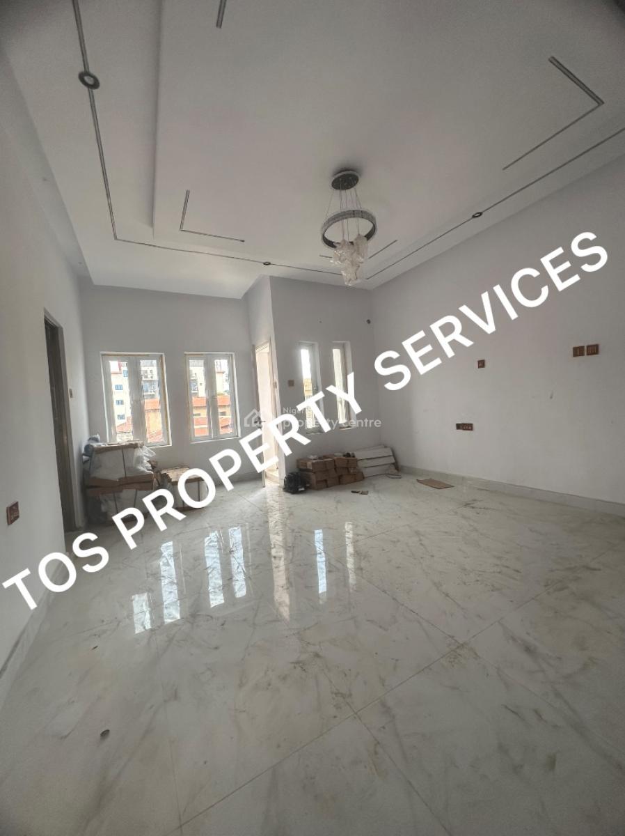 New 2 Bedroom Flat + 3 Balconies (upstairs), Sabo-alagomeji, Alagomeji, Yaba, Lagos, Flat / Apartment for Sale