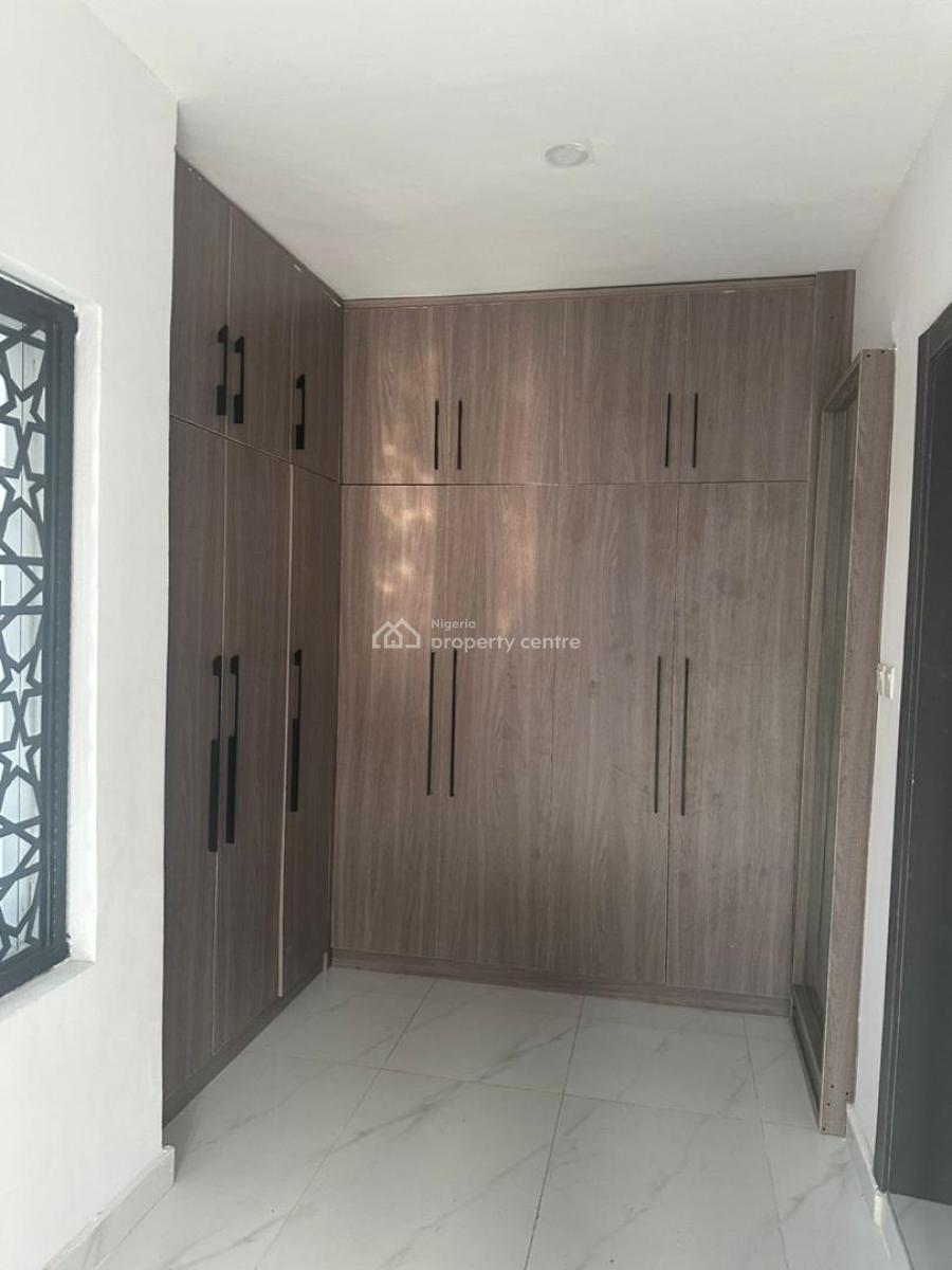 5 Bedroom Fully Detached with a Penthouse and an Open Terrace, Gbagada, Lagos, Detached Duplex for Sale
