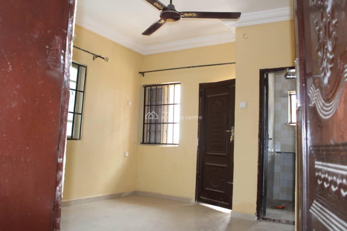 154 Rooms Hotel/hostel + Gym, Solar Inverter, Ihiagwa, Owerri Municipal, Imo, Hotel / Guest House for Sale
