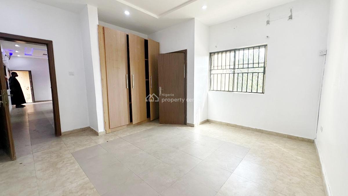 Luxury 3 Bedroom Flat, Gra Phase 1, Magodo, Lagos, Flat / Apartment for Rent