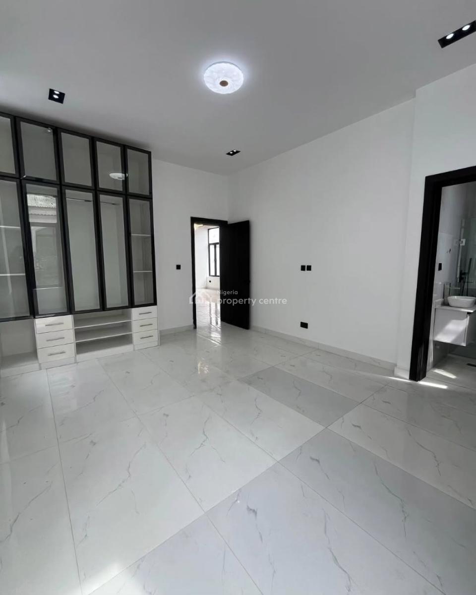5 Bedroom Fully Detached with Bq, Chevron, Lekki, Lagos, Detached Duplex for Sale