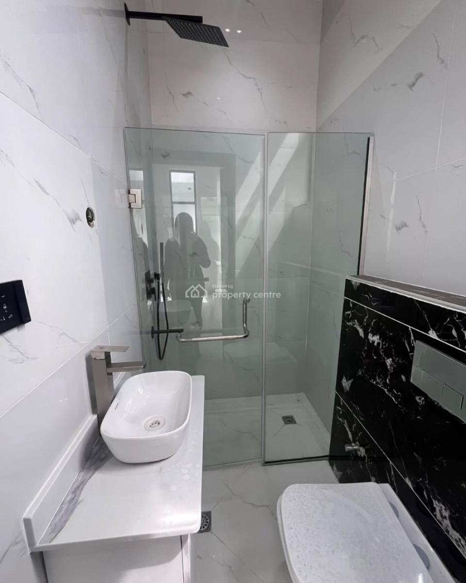 5 Bedroom Fully Detached with Bq, Chevron, Lekki, Lagos, Detached Duplex for Sale
