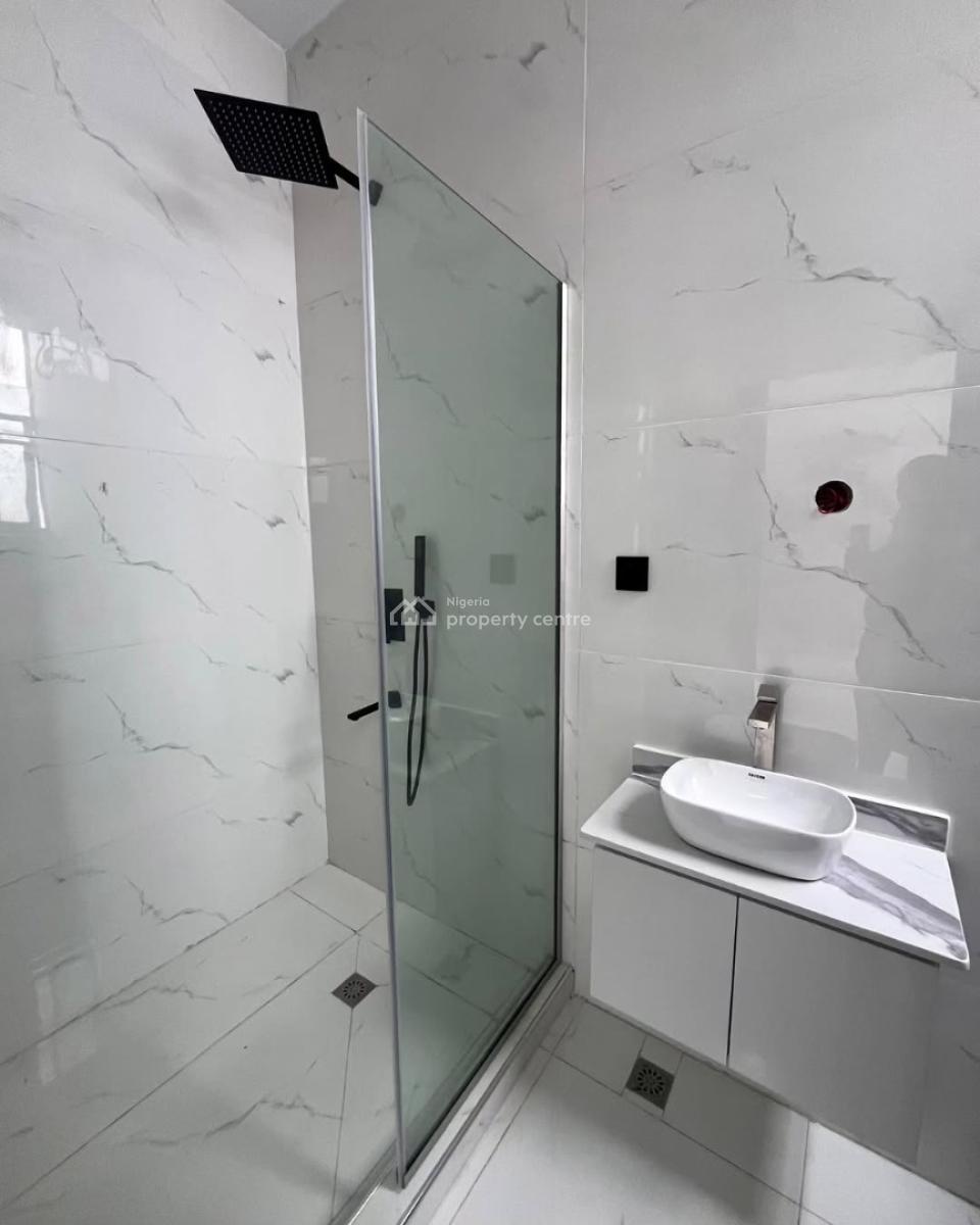 5 Bedroom Fully Detached with Bq, Chevron, Lekki, Lagos, Detached Duplex for Sale