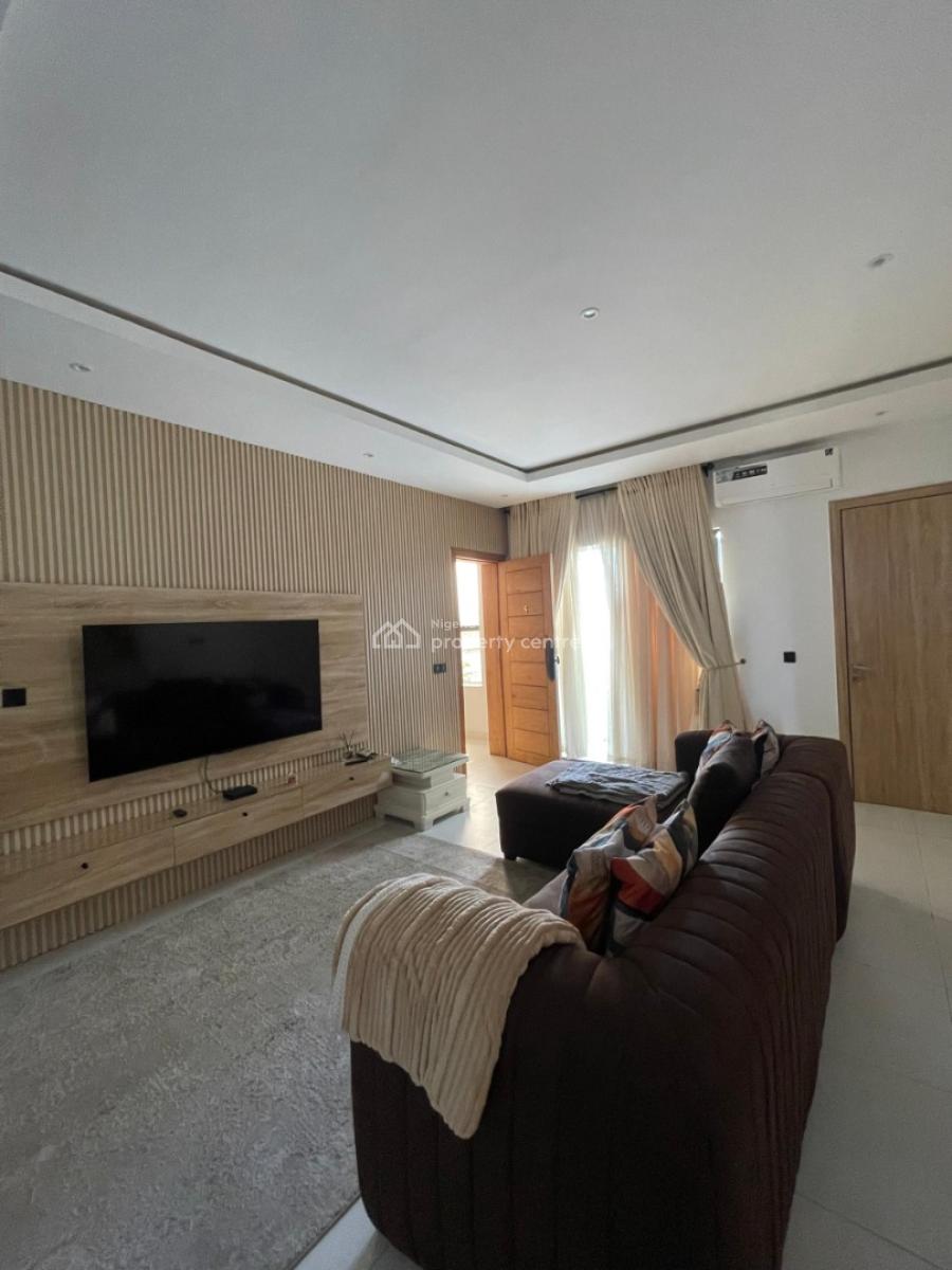 Nicely Furnished 2 Bedroom Apartment Available, Lekki Phase 1, Lekki, Lagos, Flat / Apartment for Rent