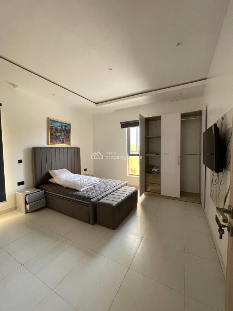 Nicely Furnished 2 Bedroom Apartment Available, Lekki Phase 1, Lekki, Lagos, Flat / Apartment for Rent