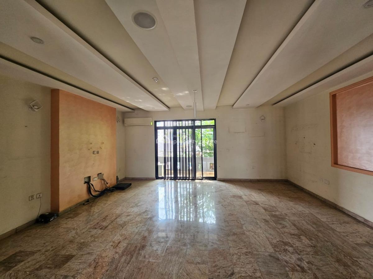 Luxury 3 Bedroom Serviced Flat with Bq,swimming Pool, Gym, Elevator, Off Durosinmi-etti, Lekki Phase 1, Lekki, Lagos, Flat / Apartment for Rent