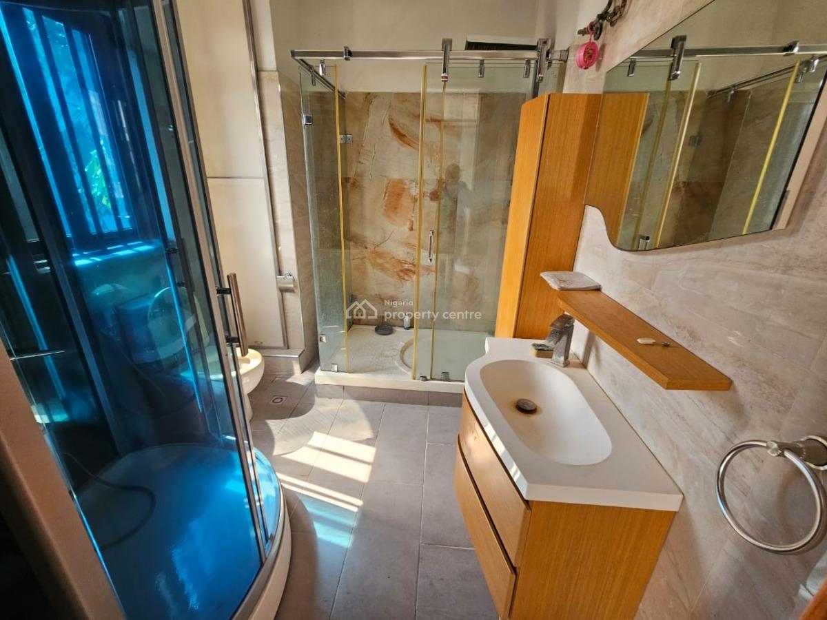Luxury 3 Bedroom Serviced Flat with Bq,swimming Pool, Gym, Elevator, Off Durosinmi-etti, Lekki Phase 1, Lekki, Lagos, Flat / Apartment for Rent