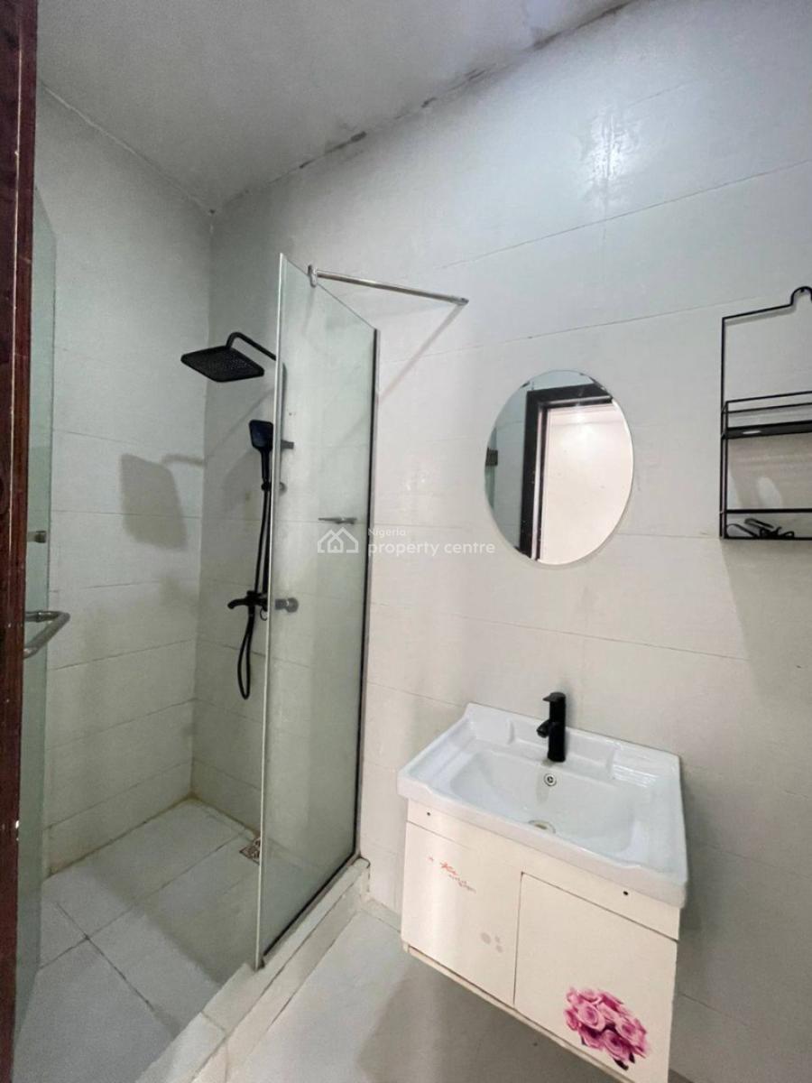 Luxury 2 Bed Apartment in an Estate with 24hrs Light, Chisco Road, Ikate, Lekki, Lagos, Flat / Apartment for Rent