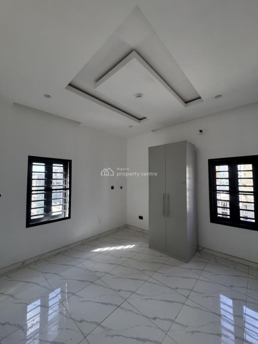 3-bedroom Apartment, Lekki Phase 1, Lekki, Lagos, Flat / Apartment for Sale