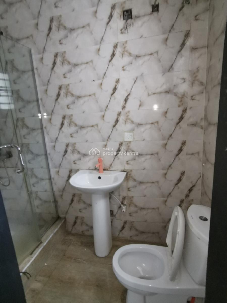 Spacious Room in a Shared Apartment Upstairs, Roxbury Estate, Opposite Vgc, Ikota Lekki Lagos, Ikota, Lekki, Lagos, Self Contain (single Rooms) for Rent
