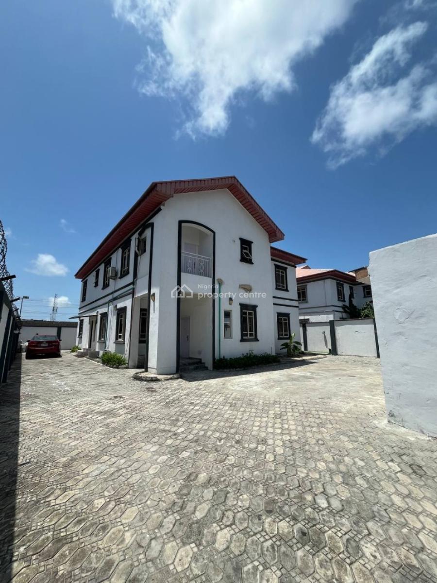 2 Bedroom Apartment, Lekki Phase 1, Lekki, Lagos, Flat / Apartment for Rent