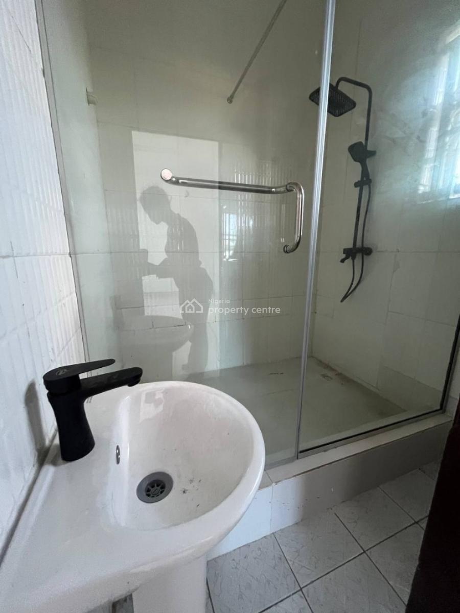 2 Bedroom Apartment, Lekki Phase 1, Lekki, Lagos, Flat / Apartment for Rent