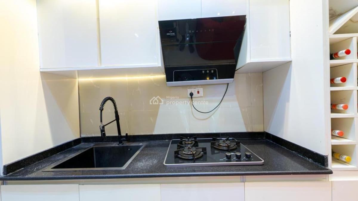 Luxury and Spacious 2 Bedroom Maisonette with 2 Furnished  Balconies,, Lekki Phase 1, Lekki, Lagos, Flat / Apartment Short Let