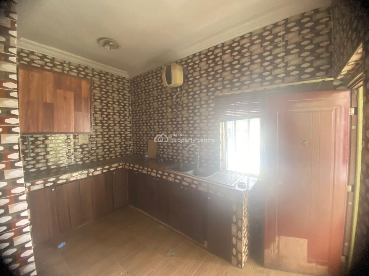Decent 2 Bedroom Flat, Lakeview Phase 2 ( Upstairs), Amuwo Odofin, Lagos, Flat / Apartment for Rent