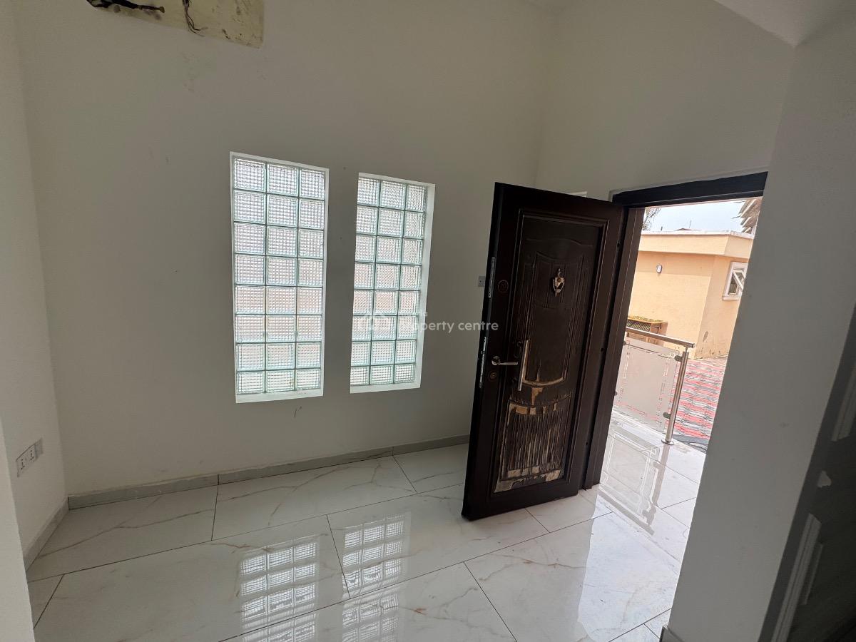 5 Bedroom Fully Detached House with 2 Bq, Lekki Phase 1, Lekki, Lagos, Detached Duplex for Rent