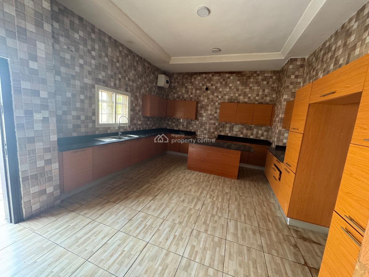 5 Bedroom Fully Detached House with 2 Bq, Lekki Phase 1, Lekki, Lagos, Detached Duplex for Rent