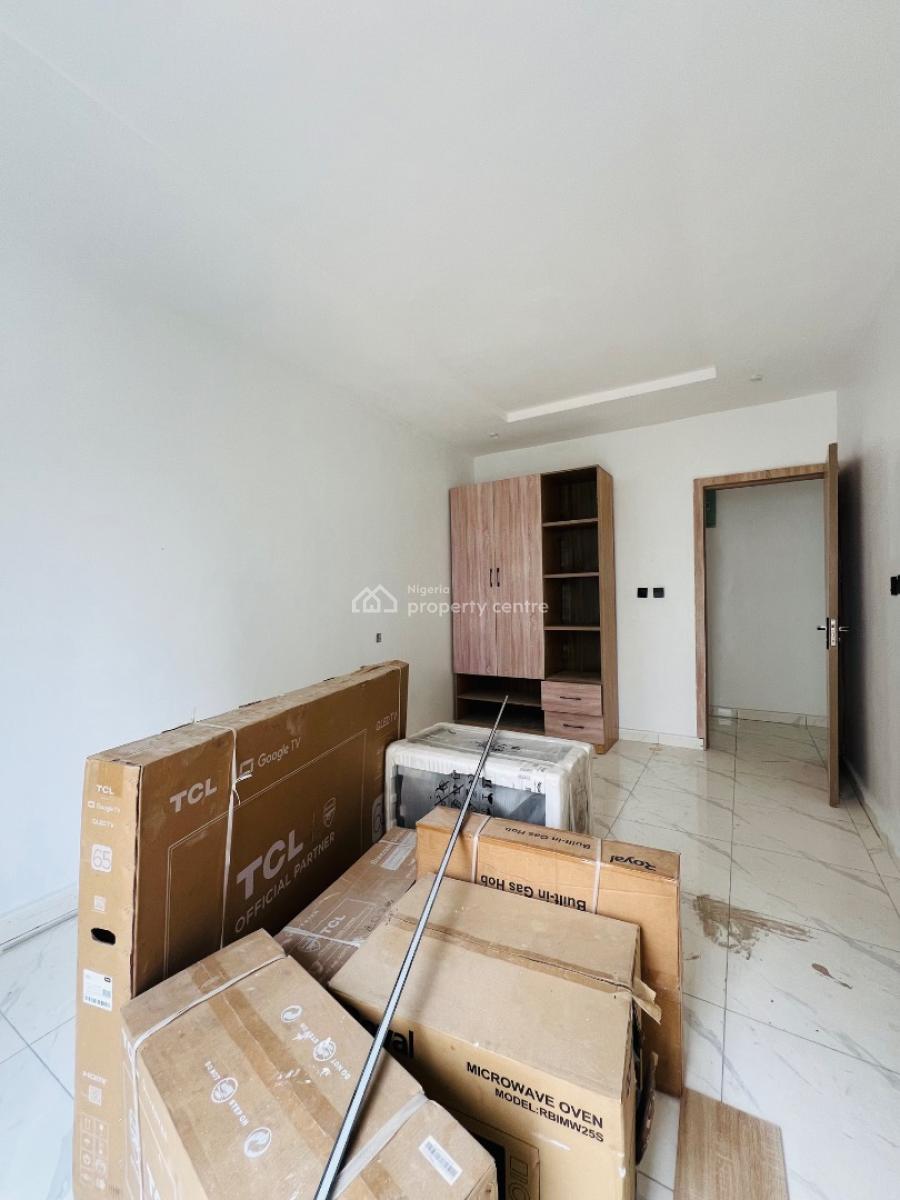 Well Built 2 Bedroom Apartment, Ilasan, Lekki, Lagos, Flat / Apartment for Rent