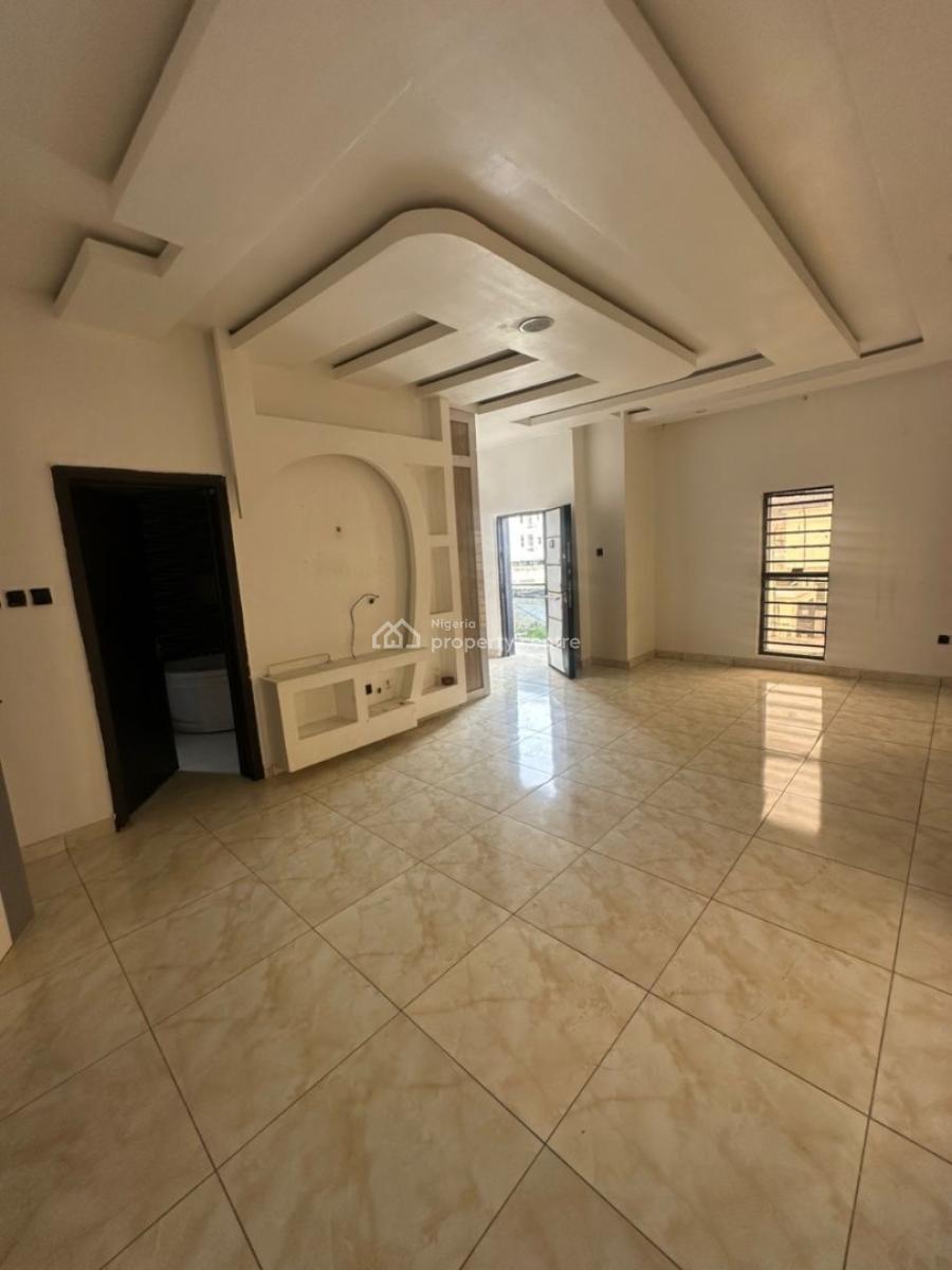 Spacious Master Bedroom with Kitchen, Ologolo, Lekki, Lagos, Self Contain (single Rooms) for Rent