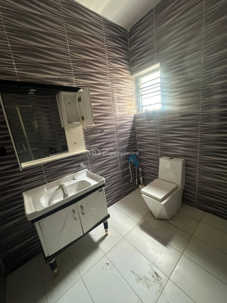 Spacious Master Bedroom with Kitchen, Ologolo, Lekki, Lagos, Self Contain (single Rooms) for Rent