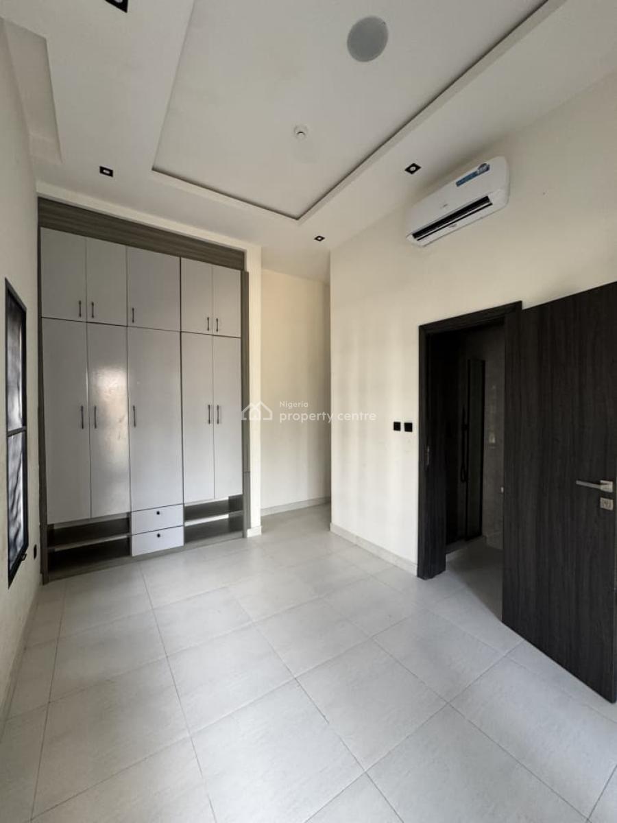 2-bedroom Apartment, Lekki Phase 1, Lekki, Lagos, Flat / Apartment for Rent