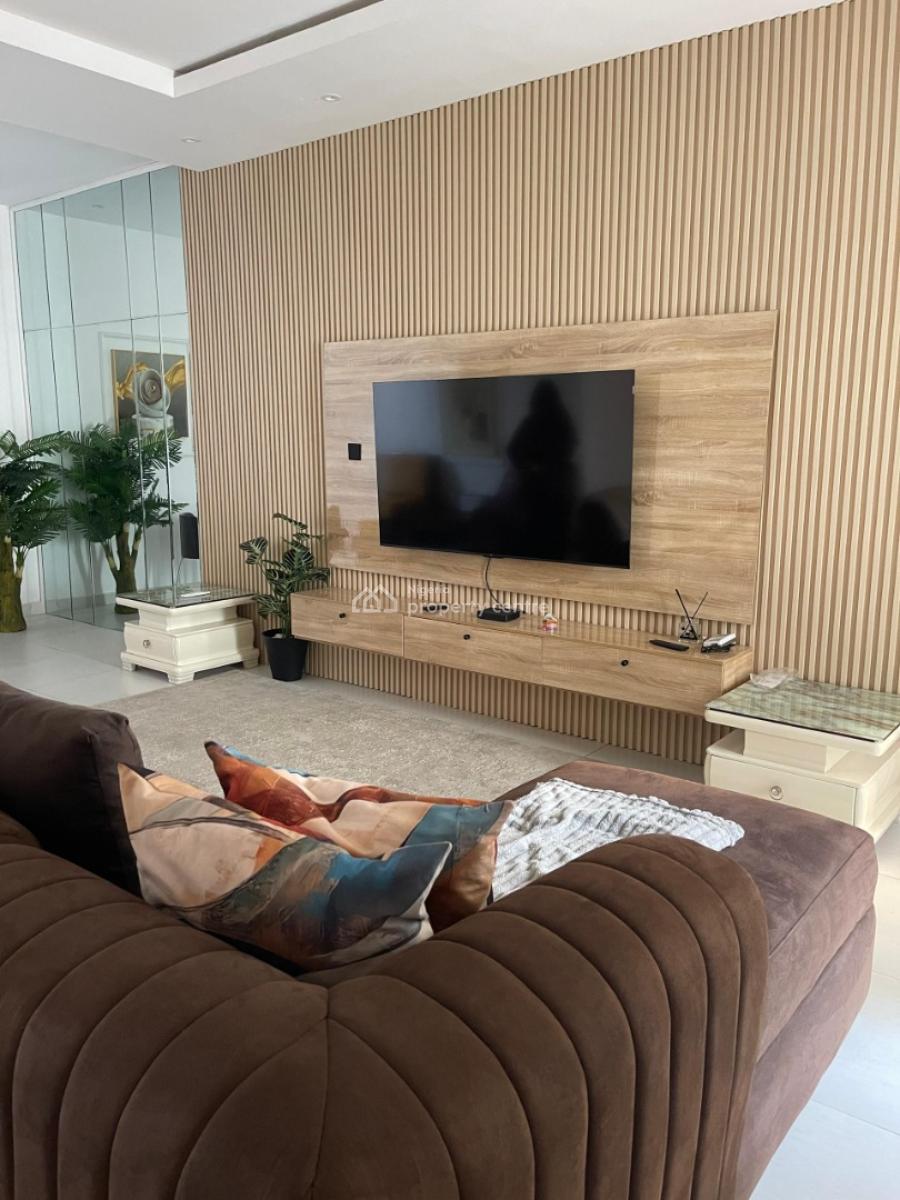 Nicely Furnished 2 Bedroom Apartment, Lekki Phase 1, Lekki, Lagos, Flat / Apartment for Rent
