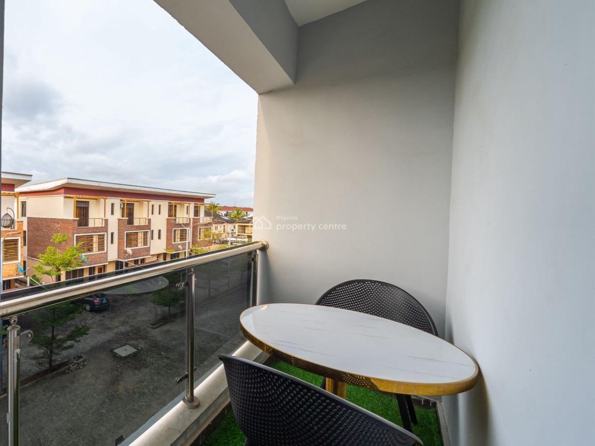 2 Bedroom Apartment with Movable Tv, Ps5, Bathtub and Balcony Other to, Victoria Island (vi), Lagos, Flat / Apartment Short Let