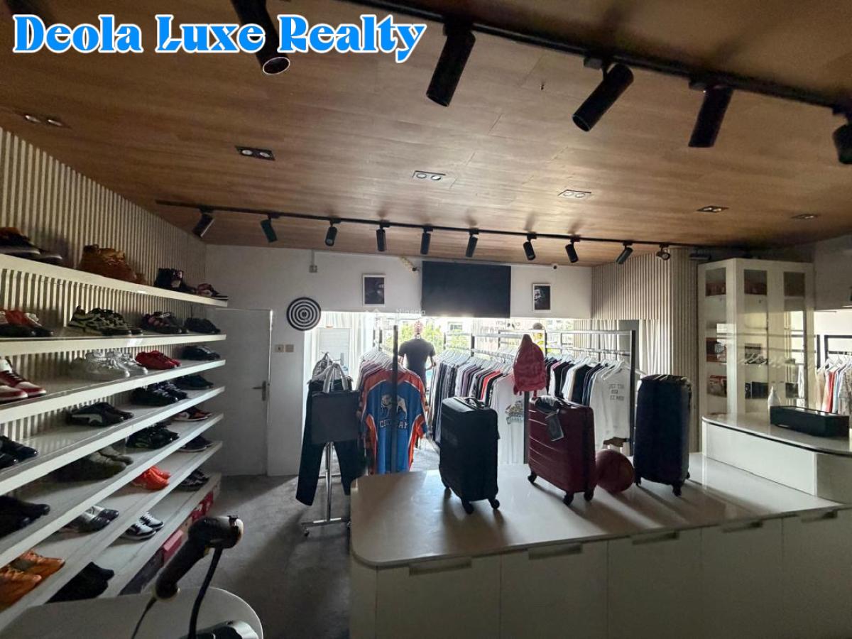a Spacious Commercial Shop Facing a Busy Road, Lekki Phase 1, Lekki, Lagos, Shop for Rent
