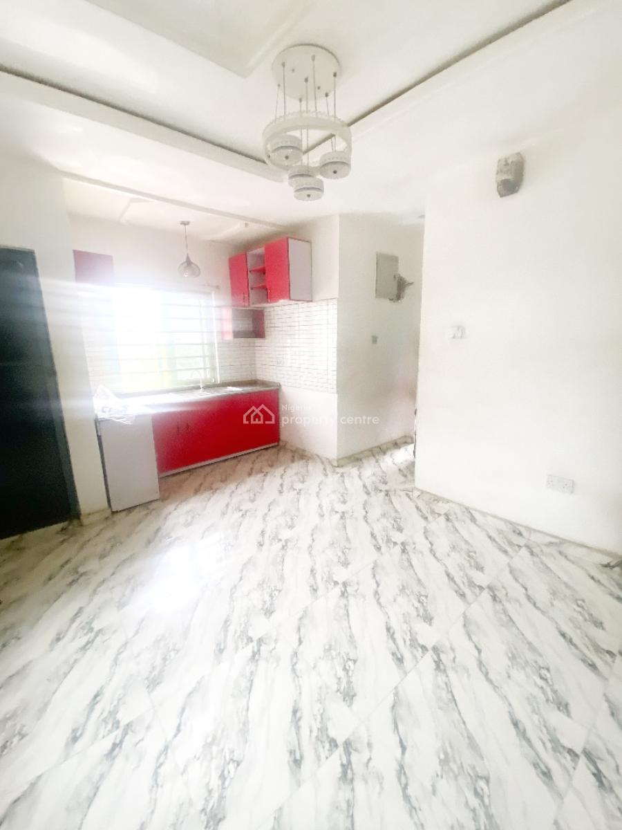 Luxury 2 Bedroom Flat, Gra Phase 1, Magodo, Lagos, Flat / Apartment for Rent