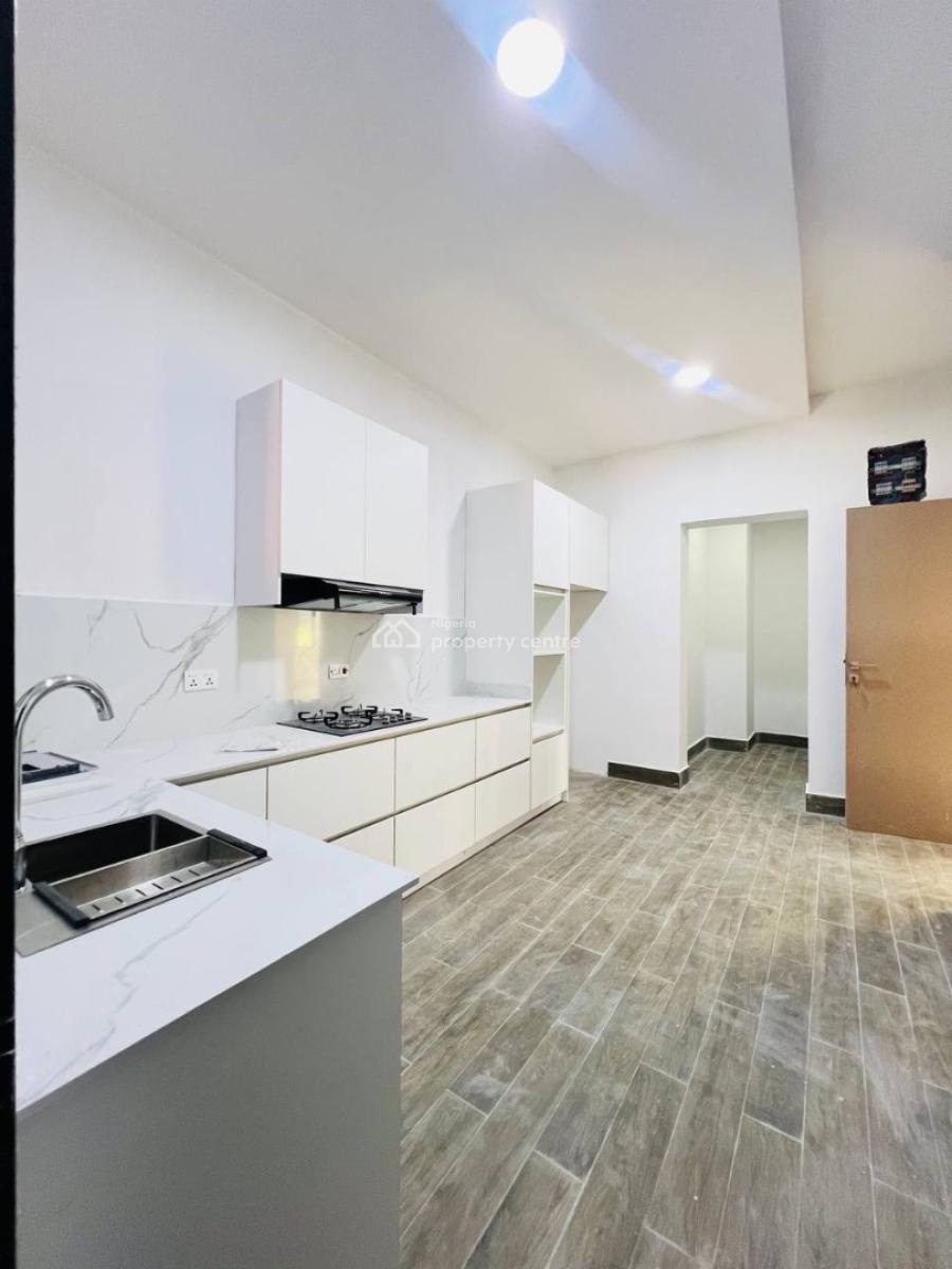 2  Bedroom Apartments, Lekki Phase 1, Lekki, Lagos, House for Rent