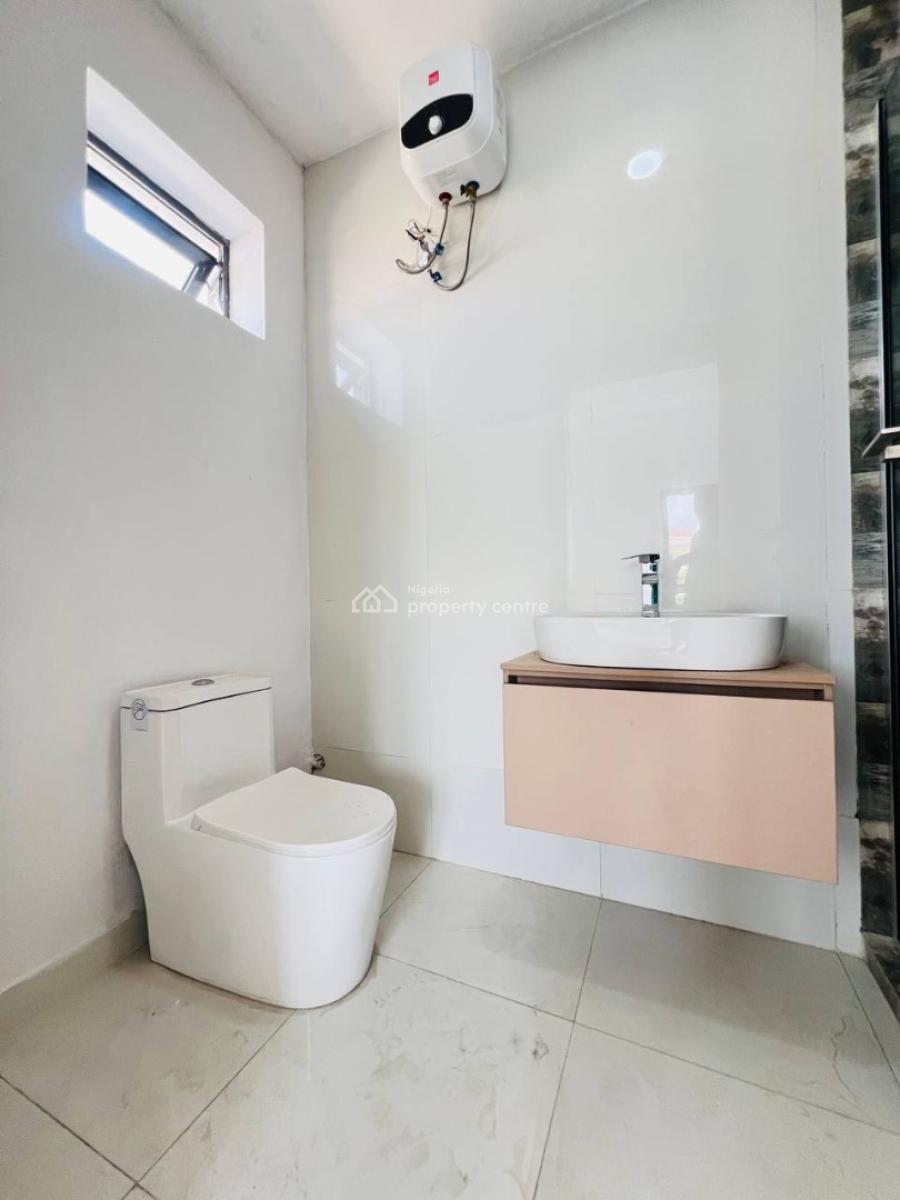 2  Bedroom Apartments, Lekki Phase 1, Lekki, Lagos, House for Rent