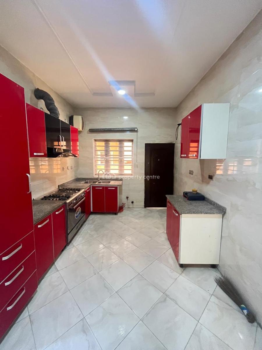 Spacious 5 Bedroom Fully Detached Duplex with Bq in Ologolo, Lekki, Spg Lekki Ologolo Lekki Lagos, Ologolo, Lekki, Lagos, Detached Duplex for Rent