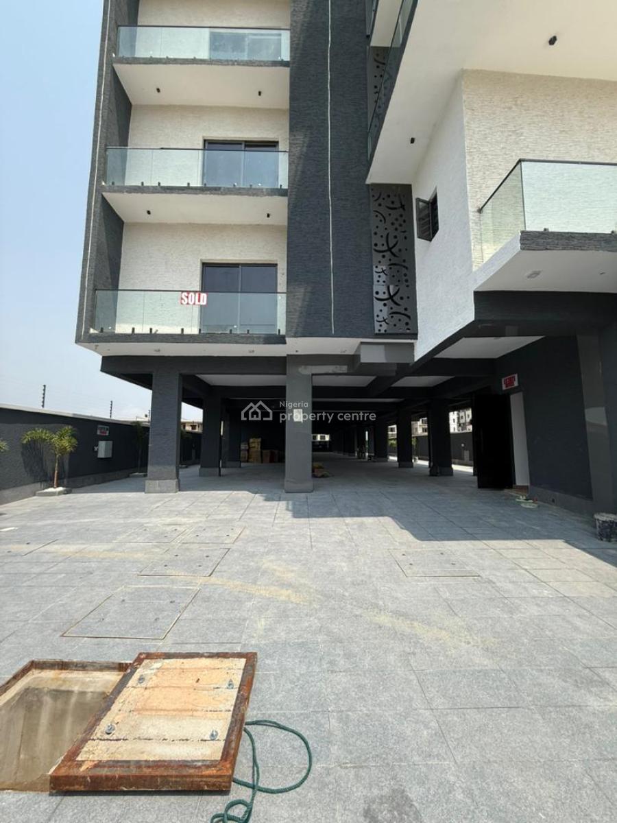 2 Bedroom Apartment, Lekki Phase 1, Lekki, Lagos, Block of Flats for Sale