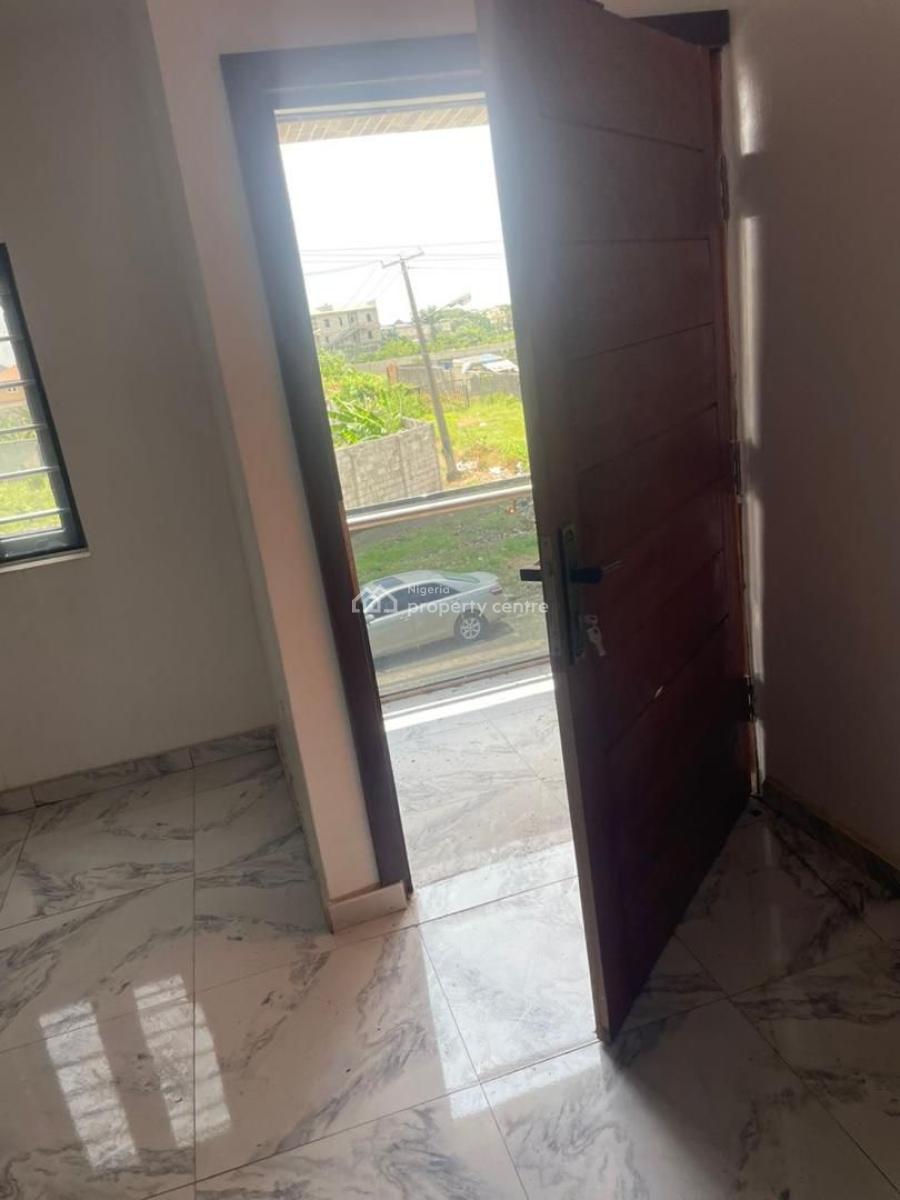 Lovely Miniflat with Minimum of 22hours Light, Lekki Scheme 2, By Abraham Adesanya, Ajah, Lagos, Mini Flat (room and Parlour) for Rent