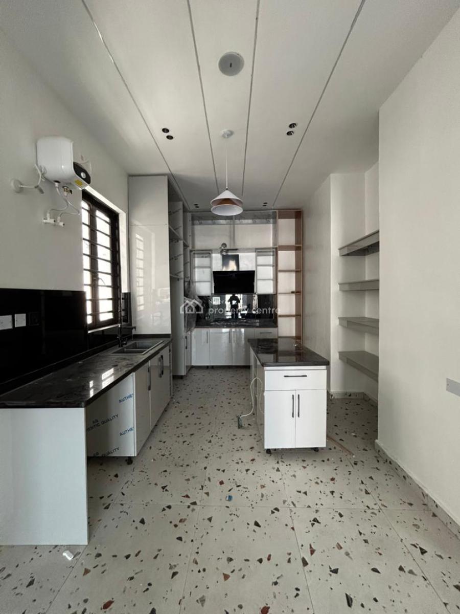 4 Bedroom Detached House with Bq, Lekki, Lagos, Detached Duplex for Sale