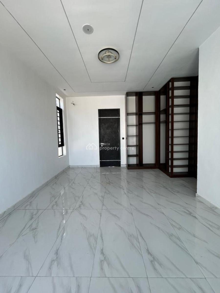 4 Bedroom Detached House with Bq, Lekki, Lagos, Detached Duplex for Sale